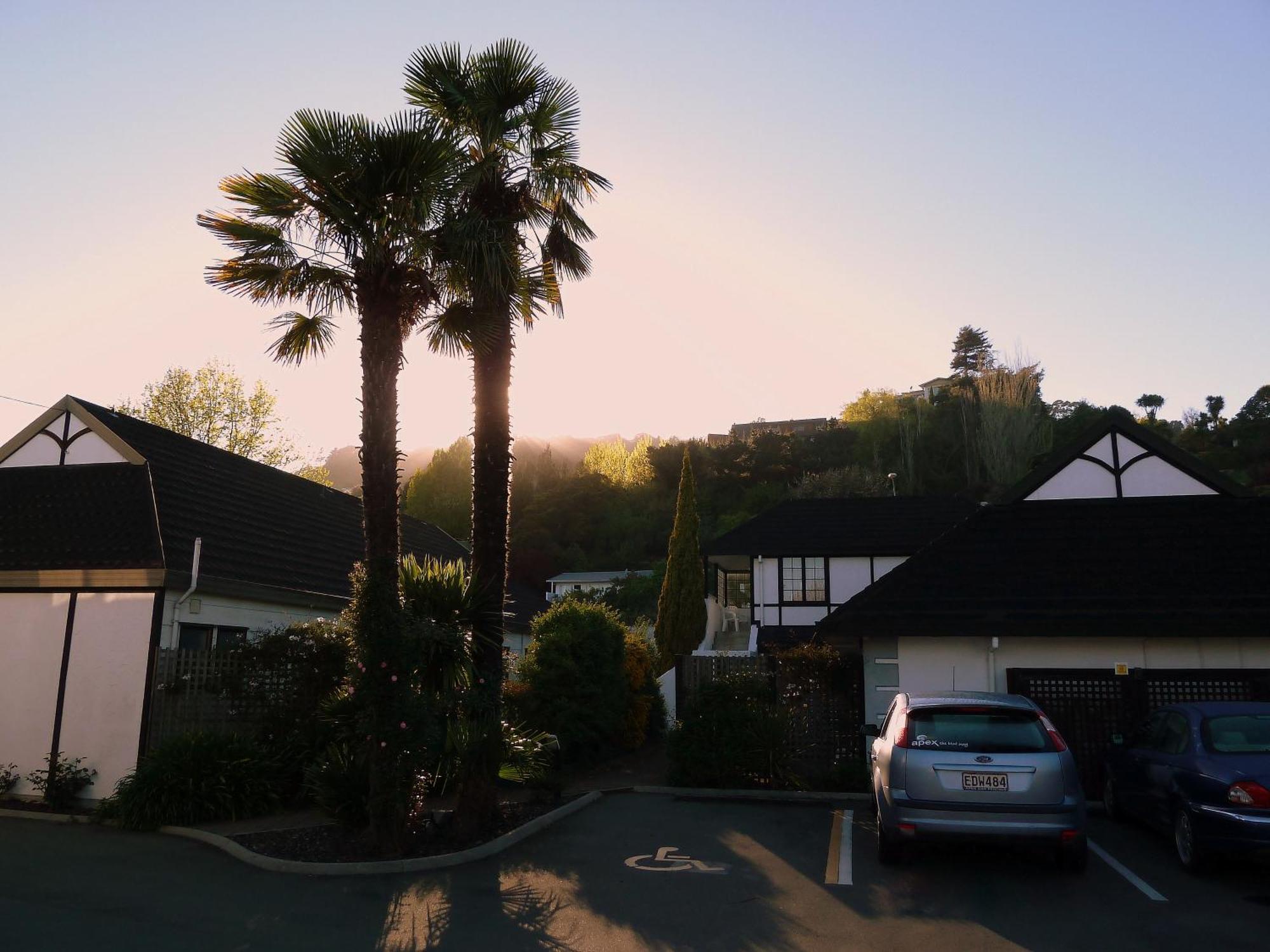 Tudor Lodge Motel Nelson Exterior photo
